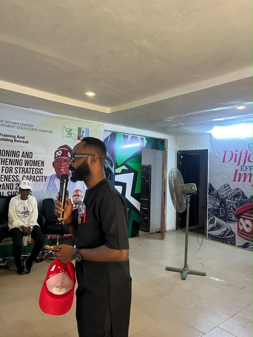 A participant addressing the Women Wing gathering